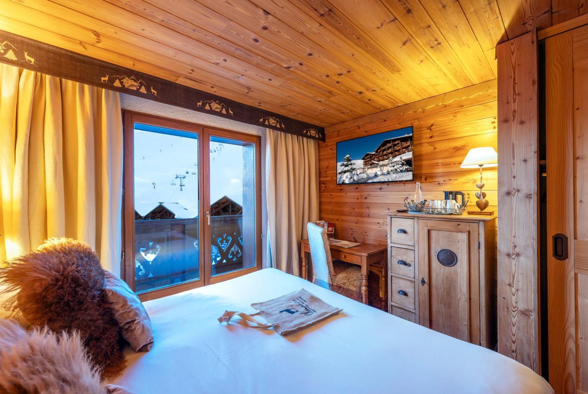 Hotel Au Chamois D'Or By Les Etincelles Alpe d'Huez Exterior foto